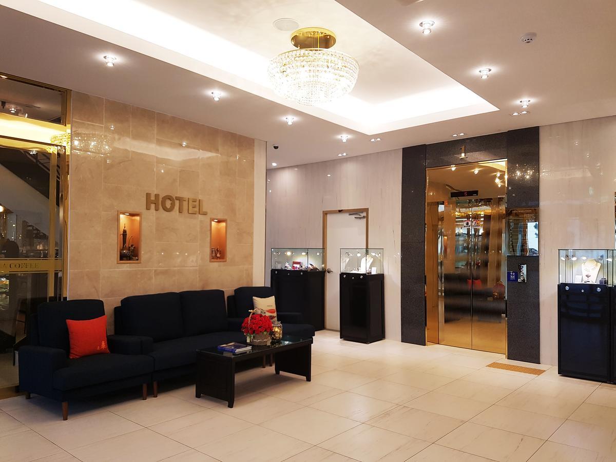 Hotel Wooyeon Flora Порён Экстерьер фото